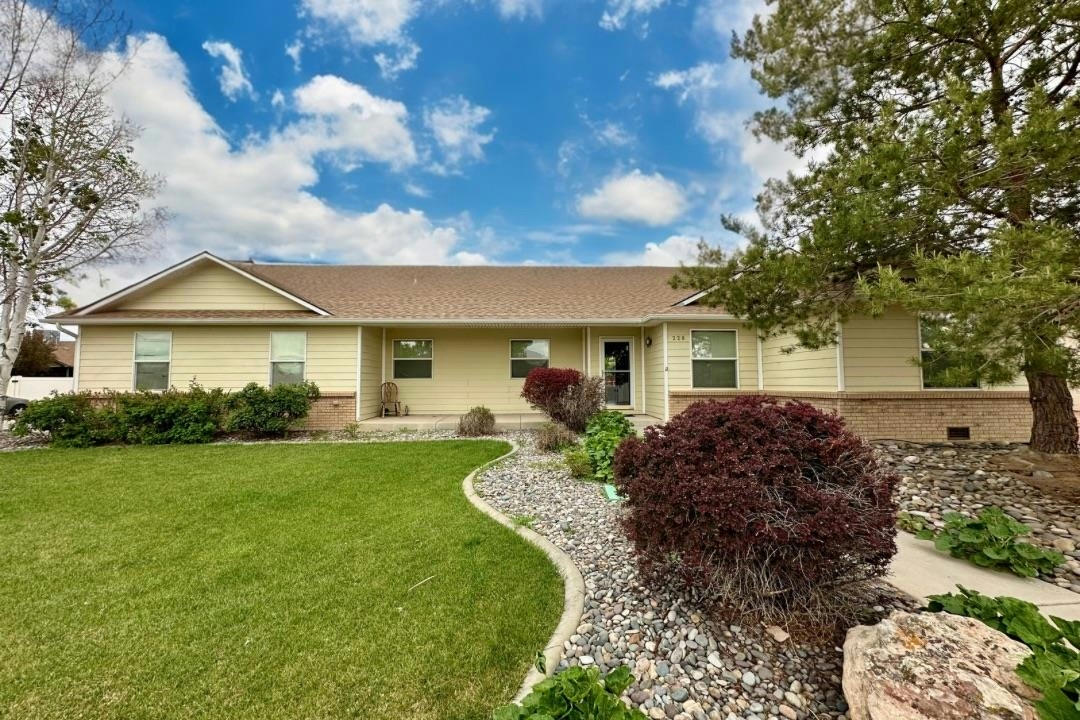 228 KATIE LN, GRAND JUNCTION, CO 81503, photo 1 of 29